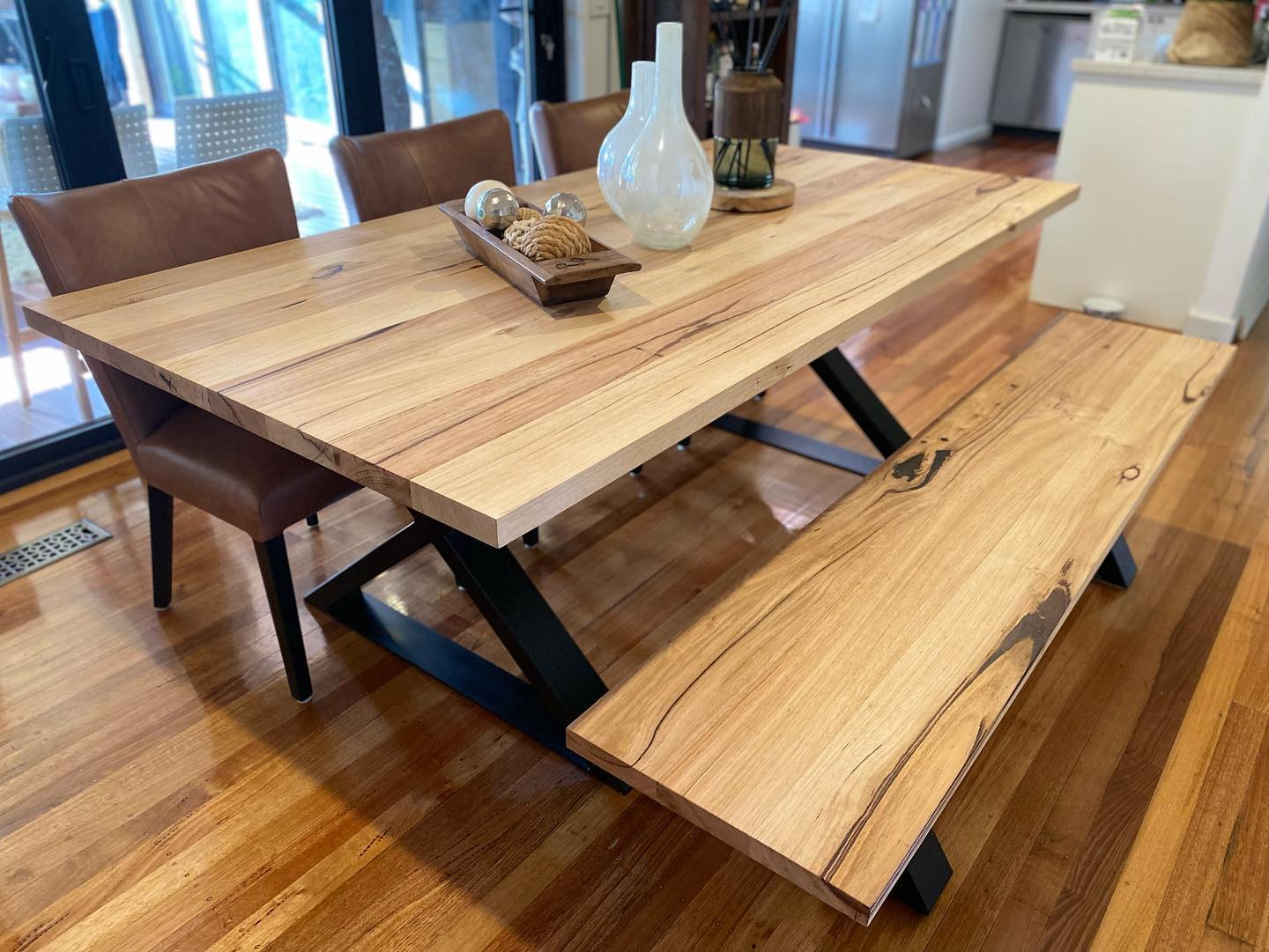 sorrento-reclaimed-messmate-bench-seat-02 Reclaimed wood bench seat - Sorrento
